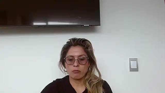 linda-mature43 online show from 6, 11, 2025