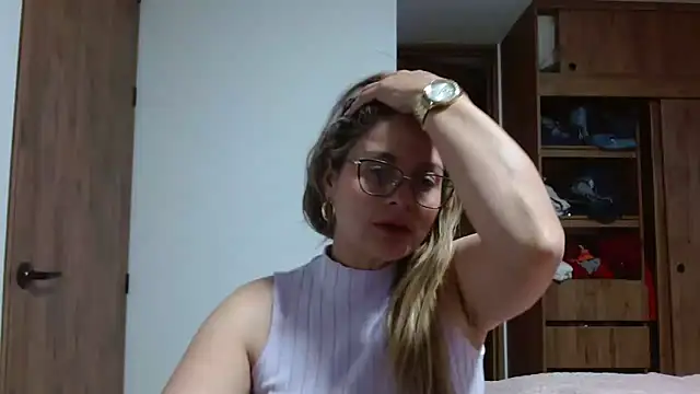 linda-mature43 online show from 1, 11, 2025