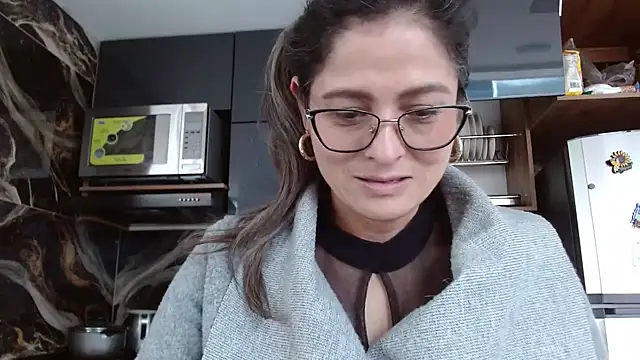 linda-mature43 online show from 9, 9, 2025