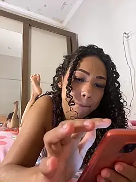 Snapshot of jhennyfer chatting on 13, 9, 2025 jhennyfer online show from 13, 9, 2025