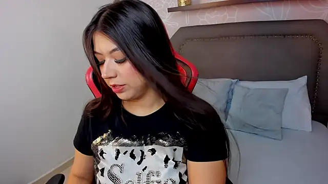 anagil  online show from 15, 2, 2026