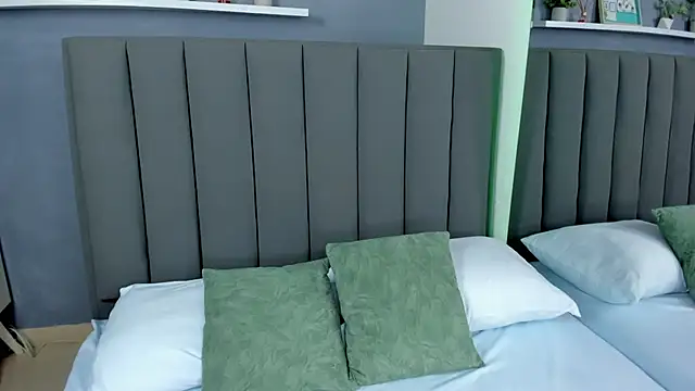 anagil  online show from 15, 10, 2025