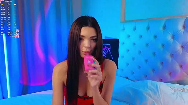 MarciaMarshall online show from 13, 11, 2025