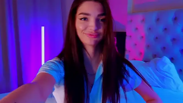 MarciaMarshall online show from 4, 12, 2025