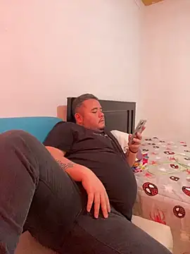 Chimbo-1996 online show from 8, 9, 2025