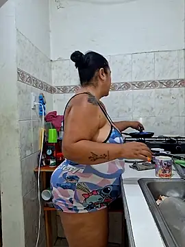 NARNYALABELLA online show from 10, 9, 2025