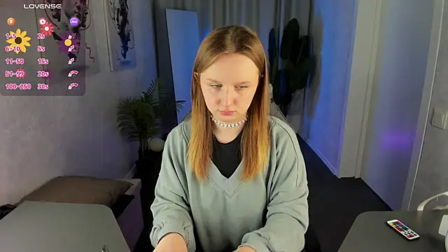 Rina Panic online show from 8, 4, 2026