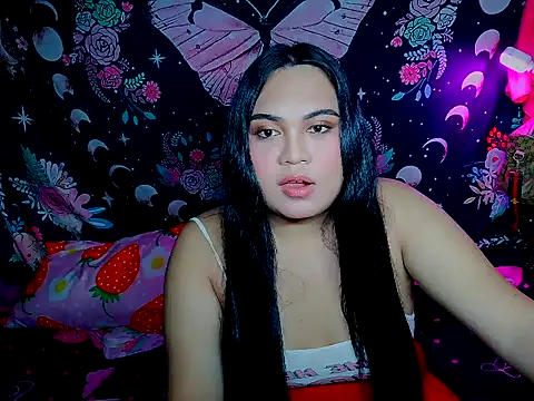 YourThicc bella online show from 17, 5, 2026