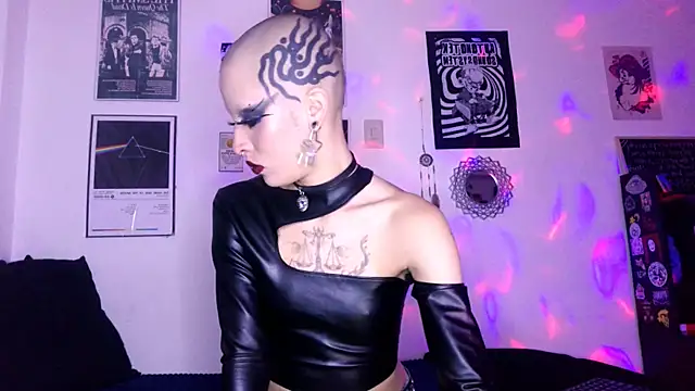 plutonbluemooon333 online show from 26, 10, 2025