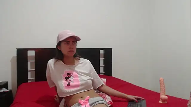 nathaly jones  online show from 17, 10, 2025