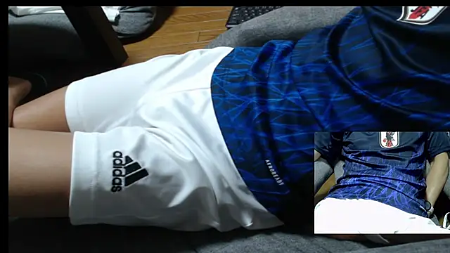 Snapshot of Yasu2000 chatting on 9, 7, 2026 Yasu2000 online show from 9, 7, 2026