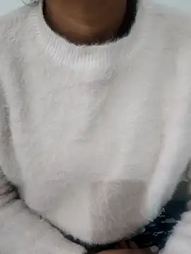 Snapshot of NAIRA5677 chatting on 23, 11, 2025 NAIRA5677 online show from 23, 11, 2025