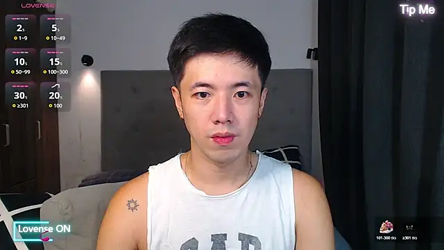 Snapshot of Addictiveboi chatting on 30, 11, 2025 Addictiveboi online show from 30, 11, 2025