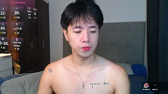 Snapshot of Addictiveboi chatting on 10, 10, 2025 Addictiveboi online show from 10, 10, 2025