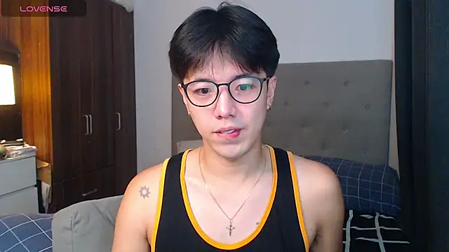 Snapshot of Addictiveboi chatting on 24, 9, 2025 Addictiveboi online show from 24, 9, 2025