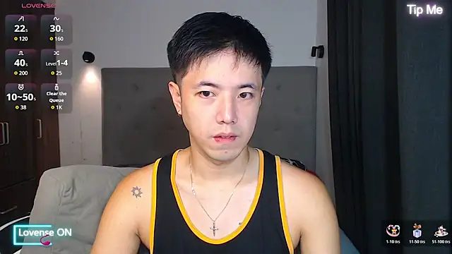 Snapshot of Addictiveboi chatting on 26, 11, 2025 Addictiveboi online show from 26, 11, 2025