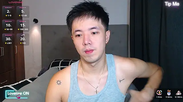 Snapshot of Addictiveboi chatting on 25, 11, 2025 Addictiveboi online show from 25, 11, 2025