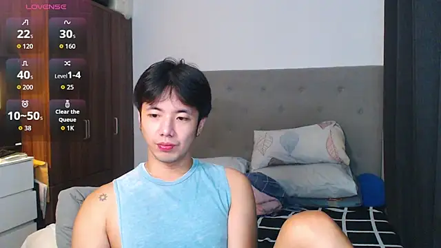 Snapshot of Addictiveboi chatting on 14, 9, 2025 Addictiveboi online show from 14, 9, 2025