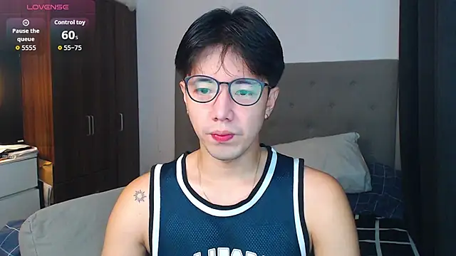 Snapshot of Addictiveboi chatting on 23, 9, 2025 Addictiveboi online show from 23, 9, 2025