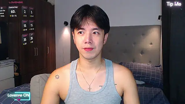 Snapshot of Addictiveboi chatting on 7, 11, 2025 Addictiveboi online show from 7, 11, 2025