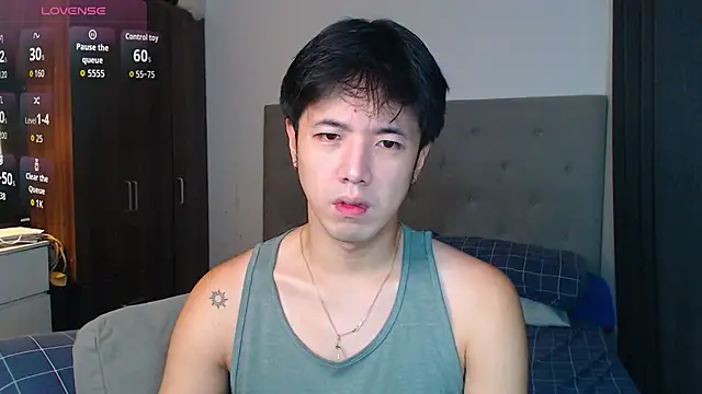 Snapshot of Addictiveboi chatting on 20, 10, 2025 Addictiveboi online show from 20, 10, 2025