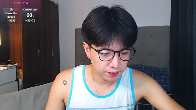 Snapshot of Addictiveboi chatting on 22, 9, 2025 Addictiveboi online show from 22, 9, 2025