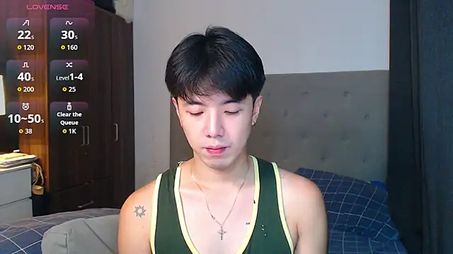 Snapshot of Addictiveboi chatting on 24, 10, 2025 Addictiveboi online show from 24, 10, 2025