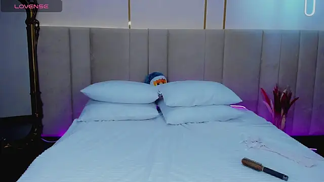 Snapshot of Alice_Wander chatting on 10, 9, 2025 Alice Wander online show from 10, 9, 2025