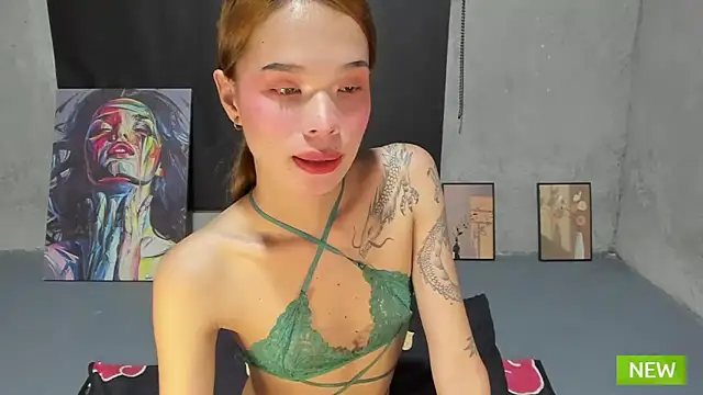 Colette Thompson online show from 22, 10, 2025