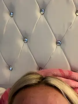 EllieMaeBaby online show from 3, 10, 2025