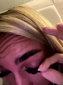 EllieMaeBaby online show from 10, 1, 2026