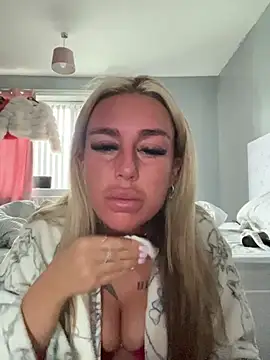 EllieMaeBaby online show from 7, 2, 2026