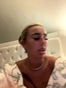 EllieMaeBaby online show from 11, 11, 2025