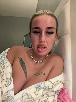 EllieMaeBaby online show from 14, 11, 2025