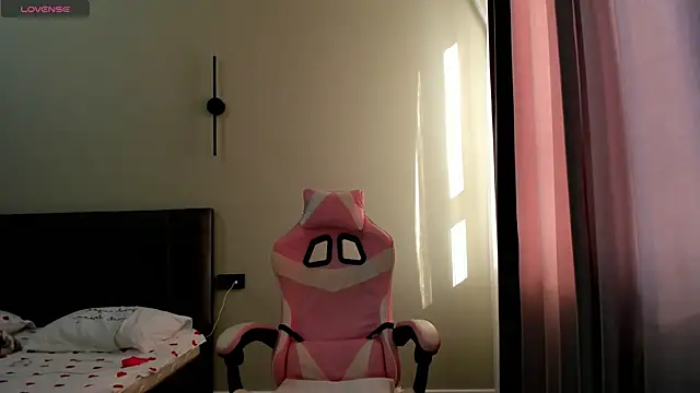 obokozu mai online show from 14, 10, 2025