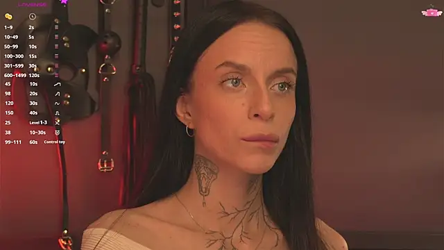 livia starwars online show from 8, 9, 2025