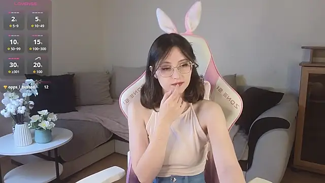 Snapshot of EsmaWonka chatting on 24, 10, 2025 EsmaWonka online show from 24, 10, 2025