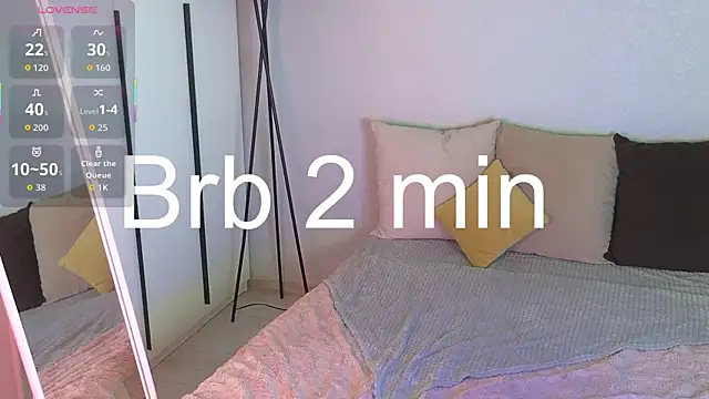 Snapshot of EsmaWonka chatting on 4, 10, 2025 EsmaWonka online show from 4, 10, 2025