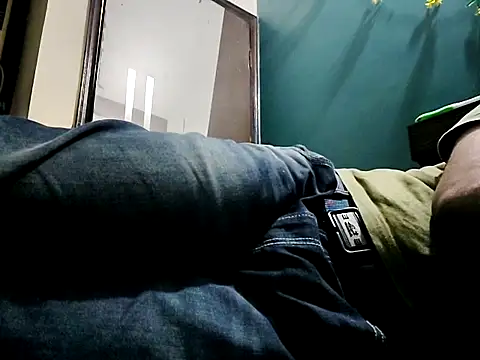 rocky4u7 online show from 1, 12, 2025