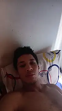 Snapshot of RuiMaddoox chatting on 2, 11, 2025 RuiMaddoox online show from 2, 11, 2025