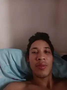 Snapshot of RuiMaddoox chatting on 31, 10, 2025 RuiMaddoox online show from 31, 10, 2025