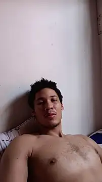 Snapshot of RuiMaddoox chatting on 8, 11, 2025 RuiMaddoox online show from 8, 11, 2025