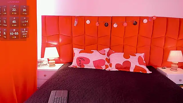 Snapshot of Fire_Fairy_ chatting on 31, 10, 2025 Fire Fairy online show from 31, 10, 2025