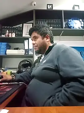 Snapshot of Rolo-Sumiso chatting on 22, 12, 2025 Rolo-Sumiso online show from 22, 12, 2025