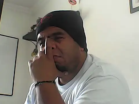 Snapshot of Rolo-Sumiso chatting on 16, 10, 2025 Rolo-Sumiso online show from 16, 10, 2025