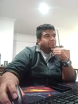 Snapshot of Rolo-Sumiso chatting on 2, 2, 2026 Rolo-Sumiso online show from 2, 2, 2026