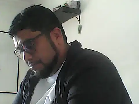 Snapshot of Rolo-Sumiso chatting on 17, 9, 2025 Rolo-Sumiso online show from 17, 9, 2025