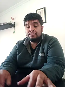 Snapshot of Rolo-Sumiso chatting on 22, 9, 2025 Rolo-Sumiso online show from 22, 9, 2025