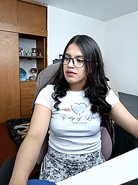 asumi 18 online show from 30, 9, 2025