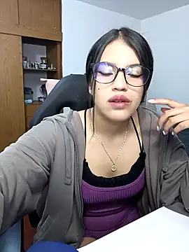 asumi 18 online show from 6, 10, 2025